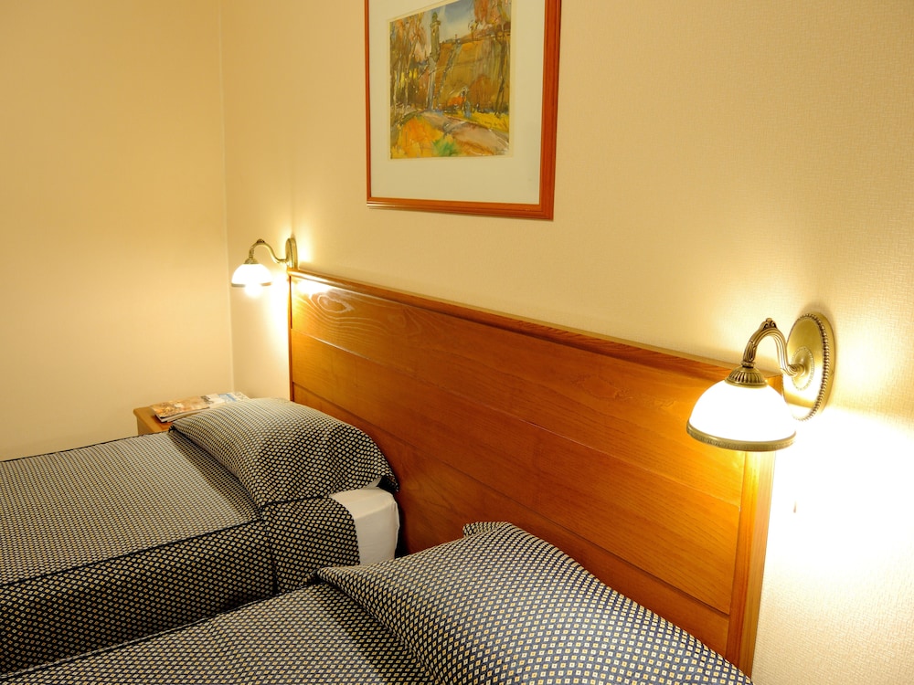 Standard Room photo 3