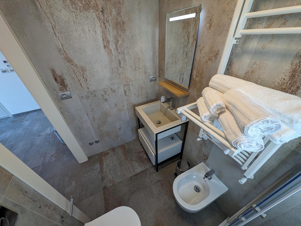 Comfort Double or Twin Room, 1 Double Bed, Private Bathroom, Garden View photo 2