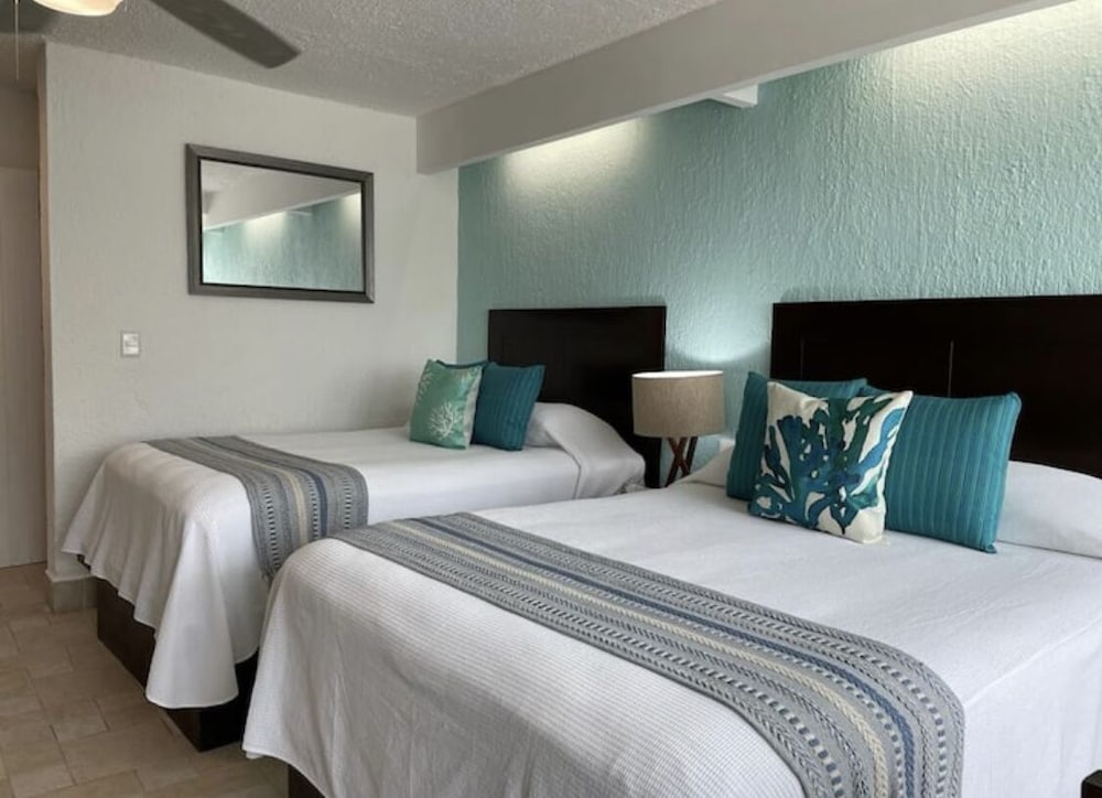 Condo, 1 Bedroom, Smoking, Balcony