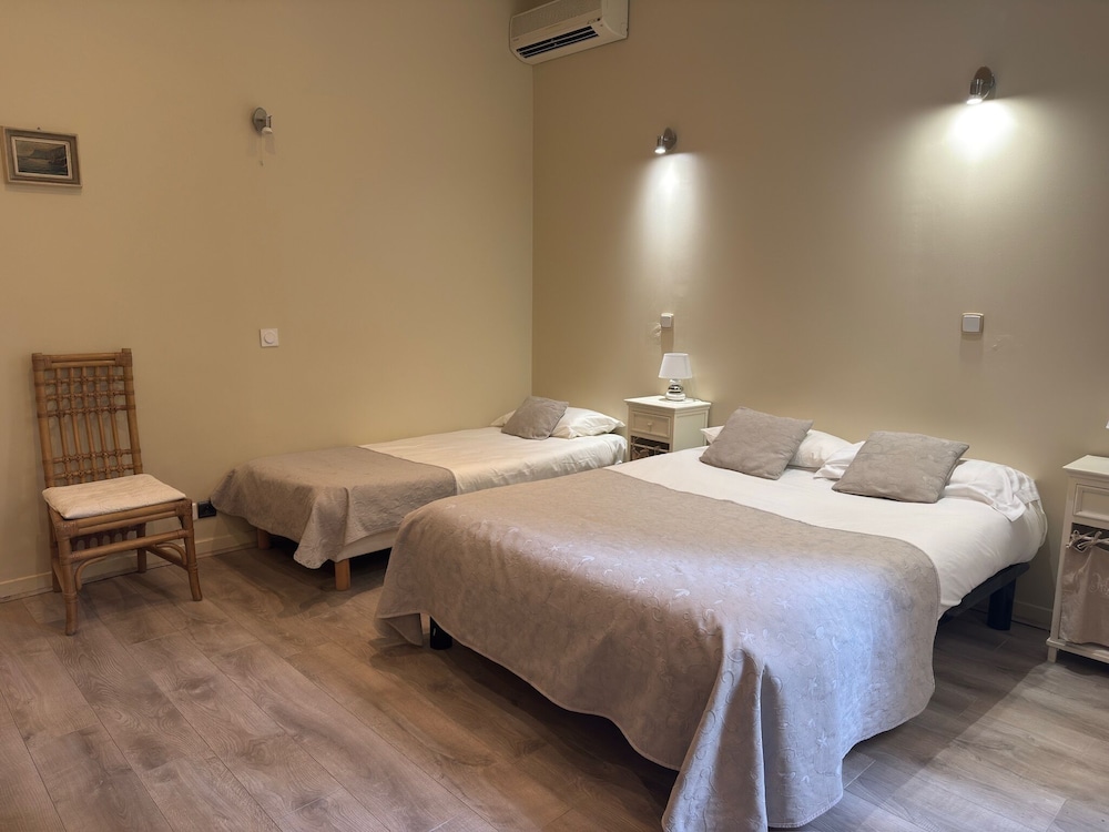 Classic Triple Room