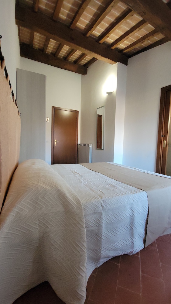 Classic Double Room - Photo 3