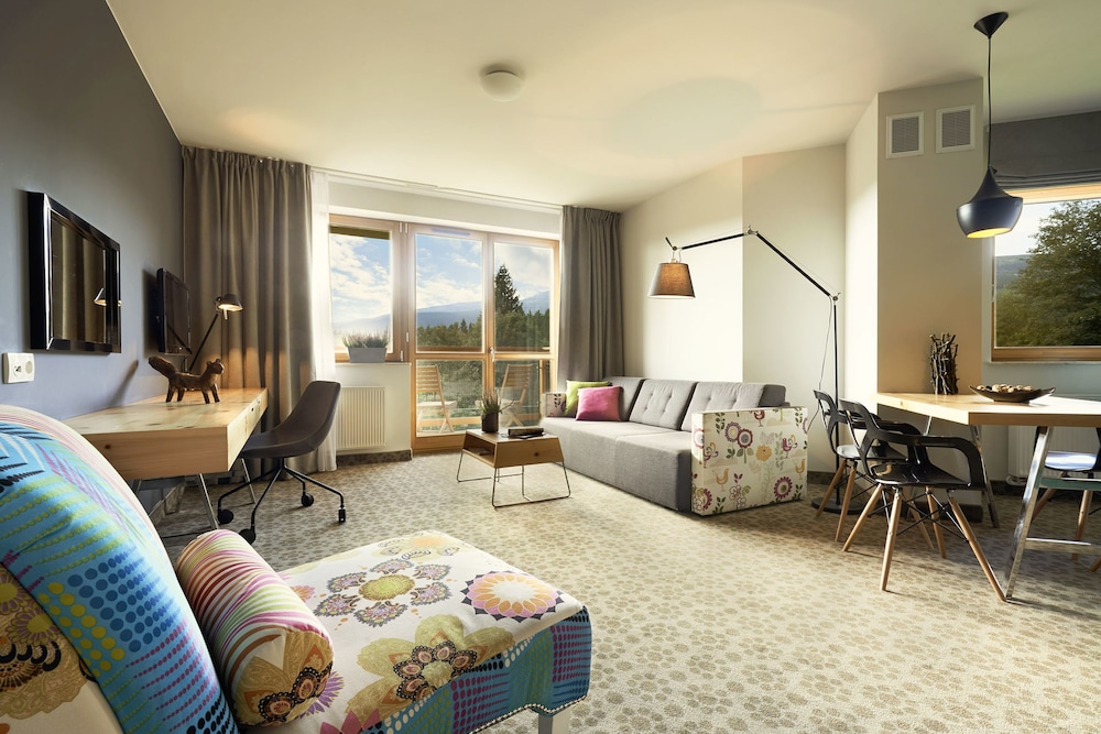 Luxury Apartment, 1 Bedroom, Kitchenette, Mountain View photo 1