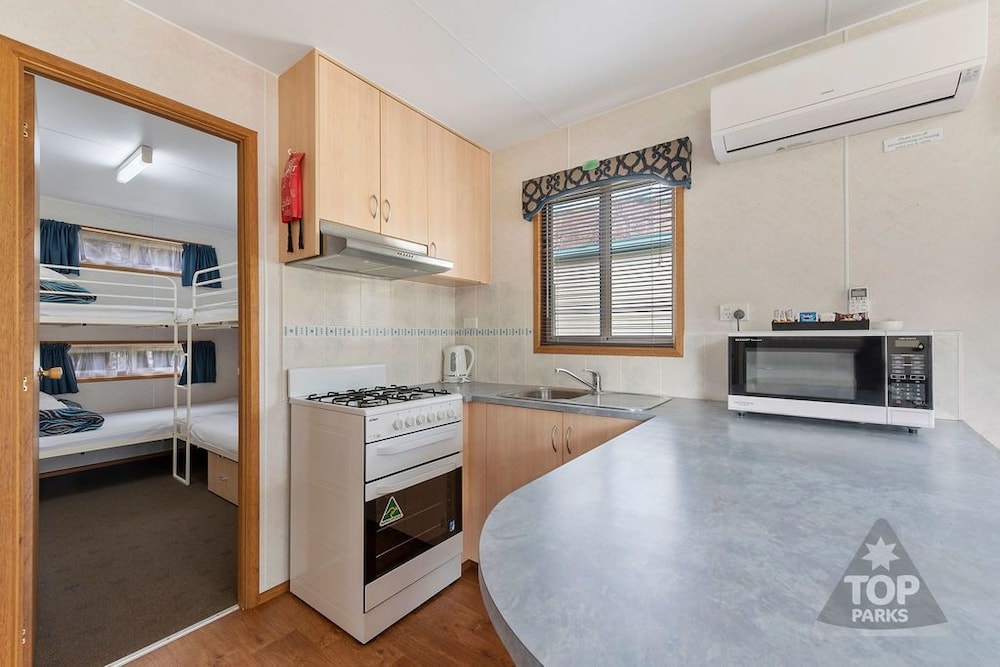 Superior Room, Non Smoking, Kitchen (Superior Villa) photo 2