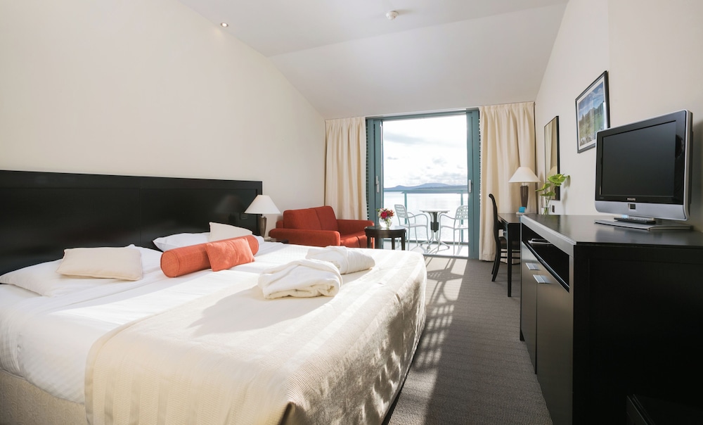 Standard double/twin mountain side room - Photo 1