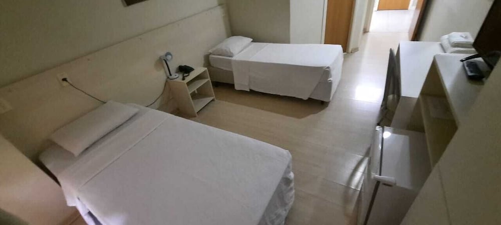 Deluxe Twin Room - Photo 2