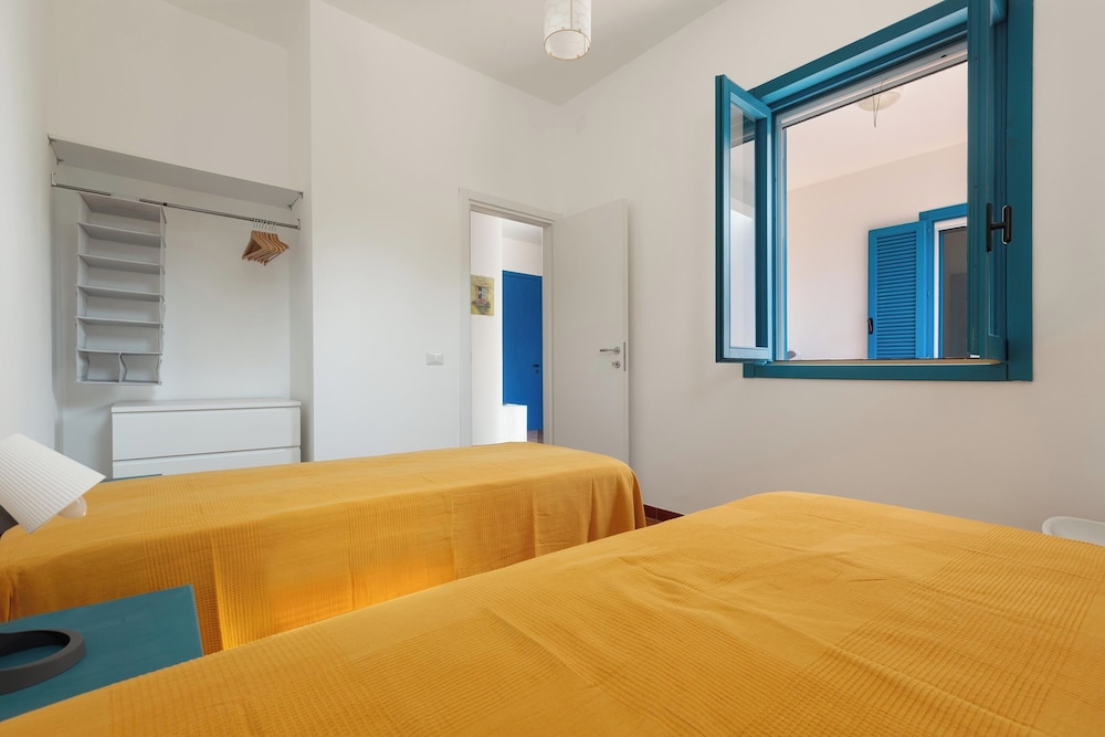 Villa photo 1