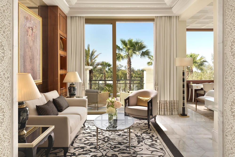 Family Room, 1 King Bed with Sofa bed, Terrace