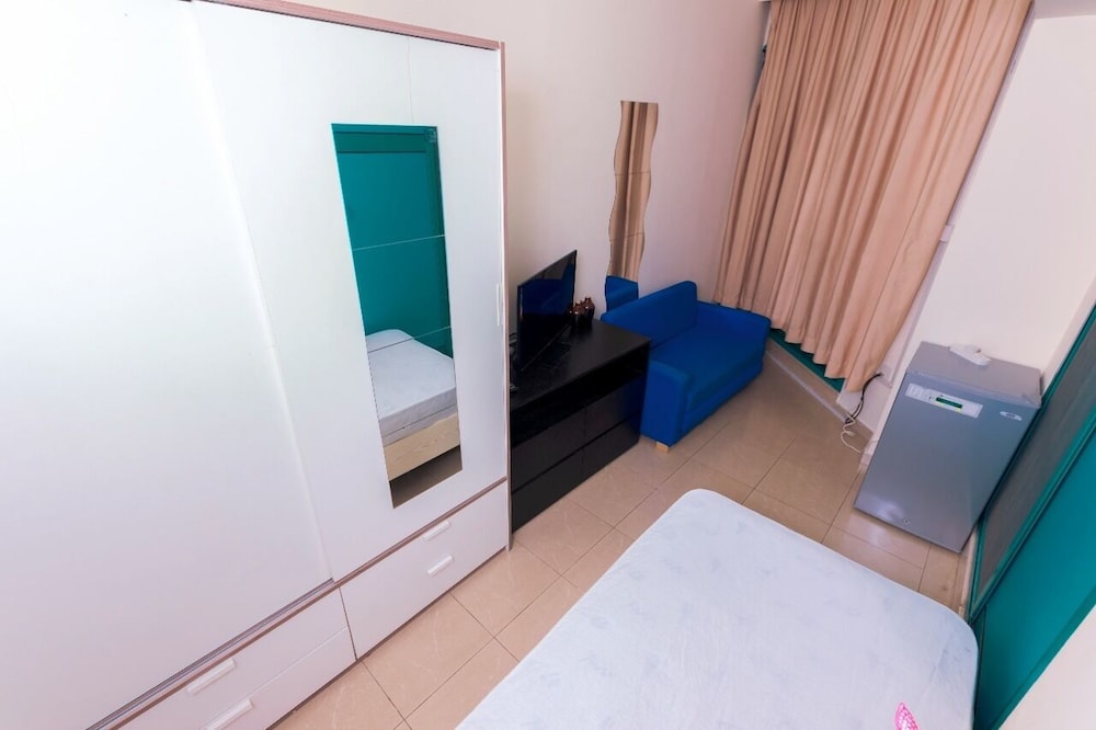 Comfort Room, Women only, City View, Tower photo 2
