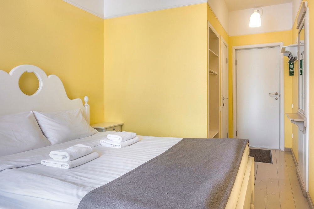Standard Double Room photo 2