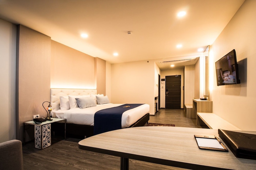 Deluxe Double Room - Photo 5