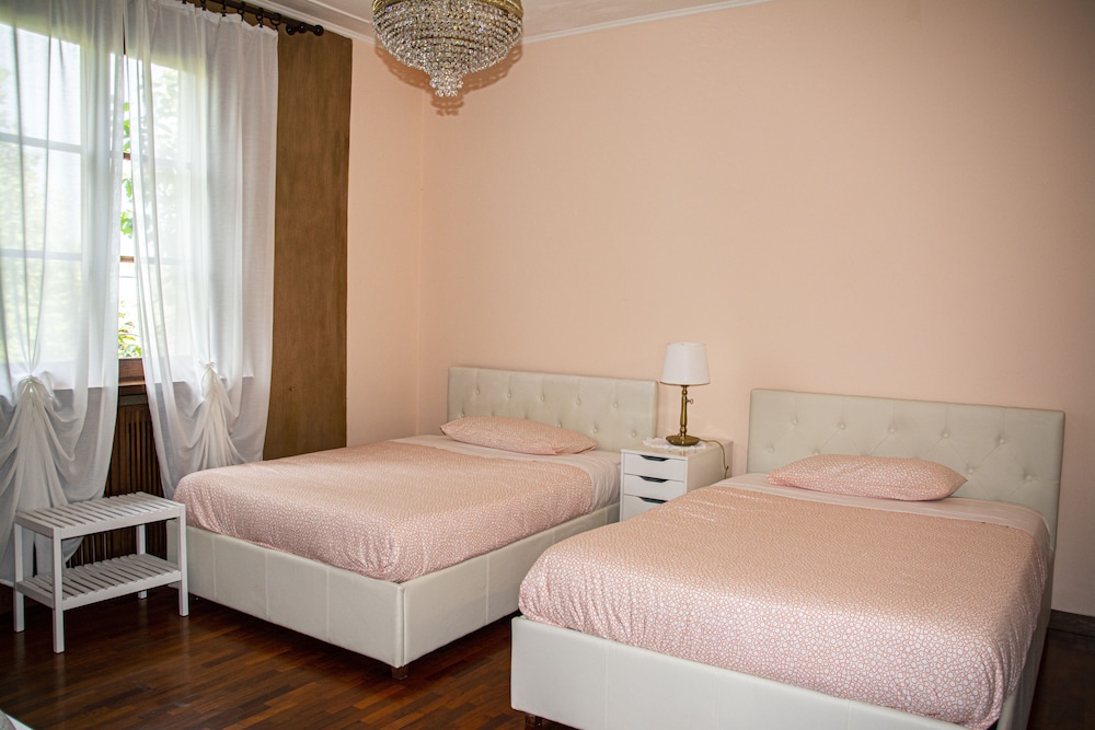 Family Room, Refrigerator (Bagno Esterno/ External Bathroom) photo 1