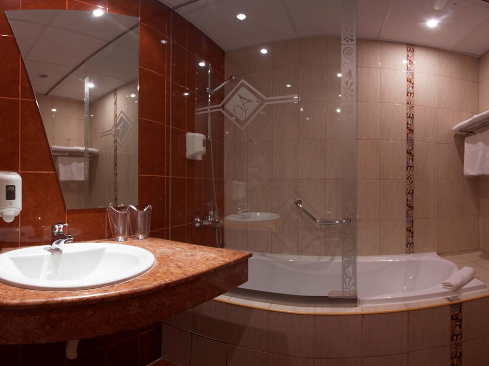 Double or Twin Room, Balcony photo 3