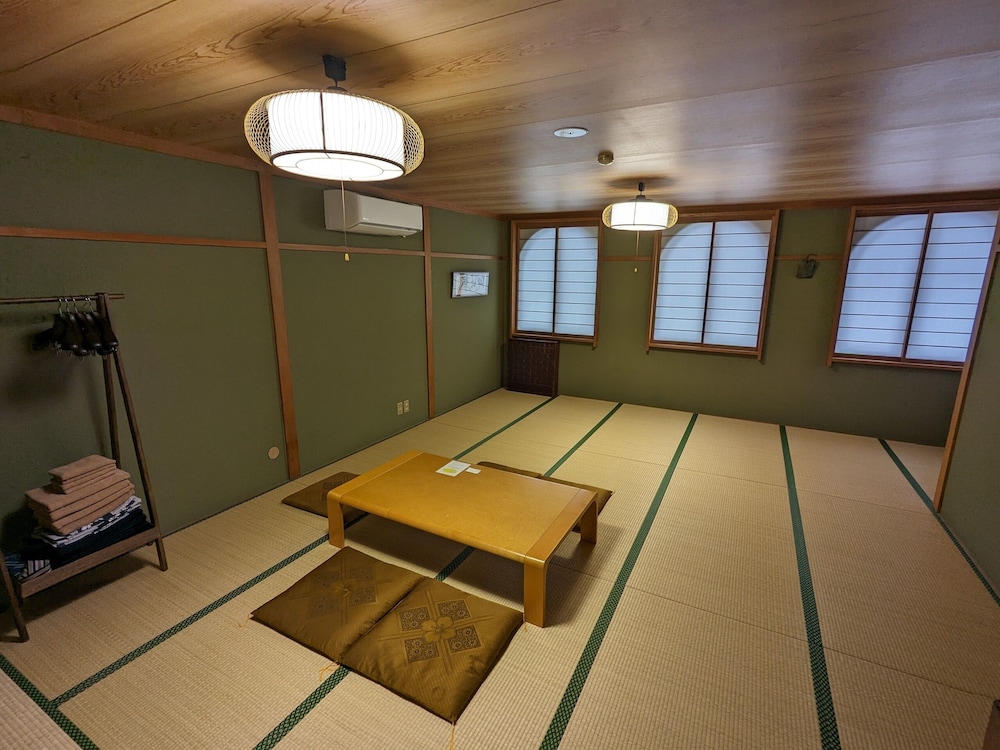 Japanese Style Room for 6 guests, Non Smoking, No Pets - Photo 2