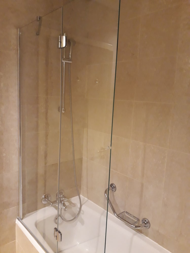 Standard Double or Twin Room, 1 Bedroom, Lake View - Photo 5