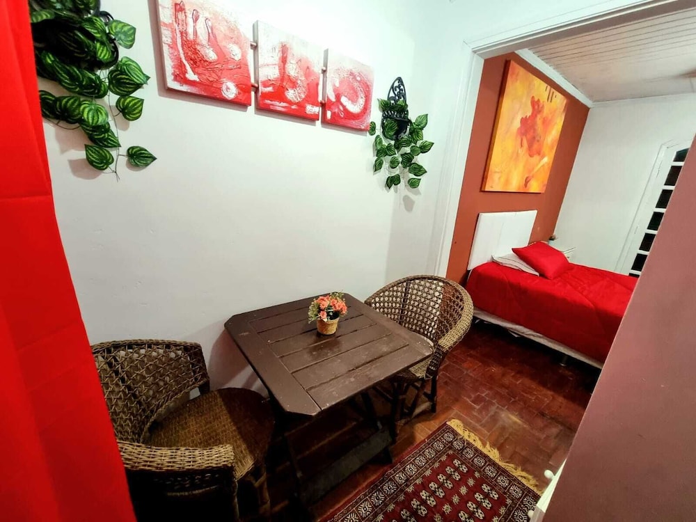 Cabana Red photo 2