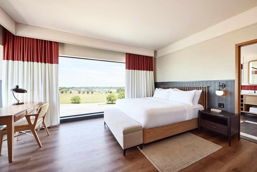Suite, 1 King Bed (View)