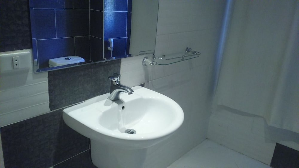Apartment, 2 Bedrooms - Photo 3