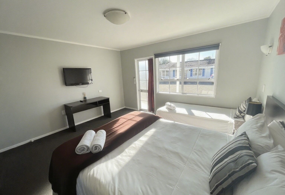Deluxe Studio, Non Smoking, Air conditioning photo 3