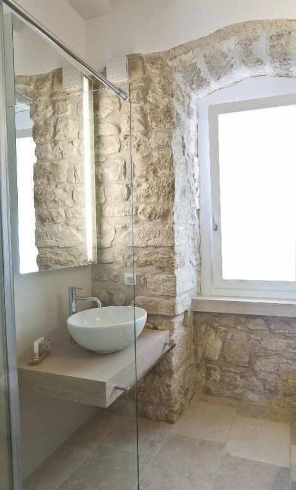 Double Room, Sea View - Photo 6
