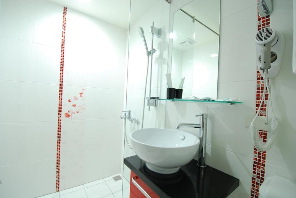 Double Room - Check In After 22:00 - Photo 6