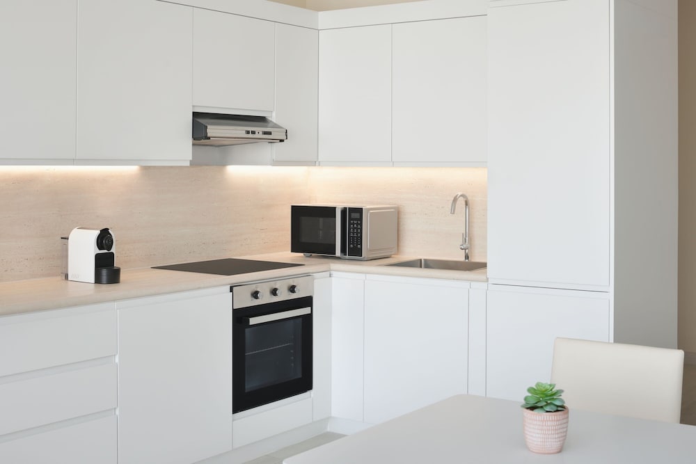 Apartment, 3 Bedrooms, City View - Photo 7