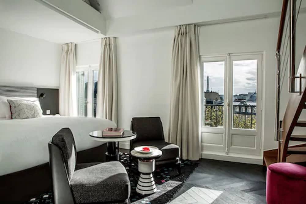 Duplex Eiffel Tower Suite