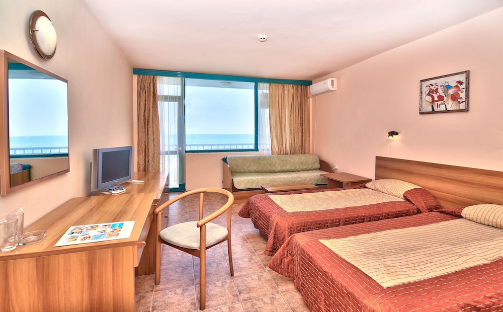 Standard Double Room, Balcony photo 2