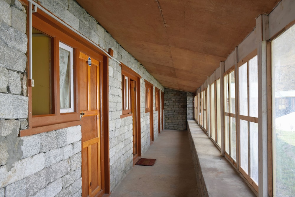 Deluxe Double or Twin Room, Non Smoking, Mountain View photo 3