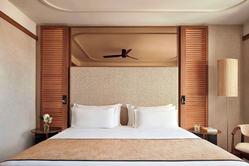 Superior Room, Terrace, City View thumbnail 6