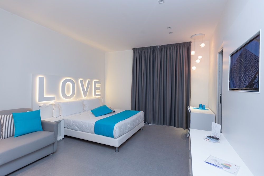 Room photo 2