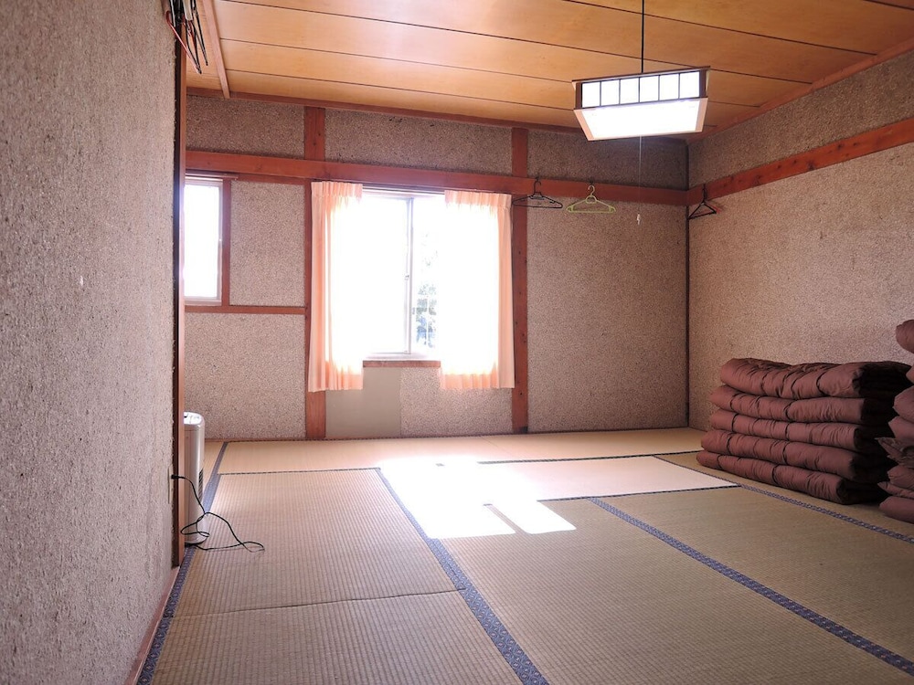 Traditional Room, Non Smoking (Japanese Style, 4-7 ppl, Yatsugatake)