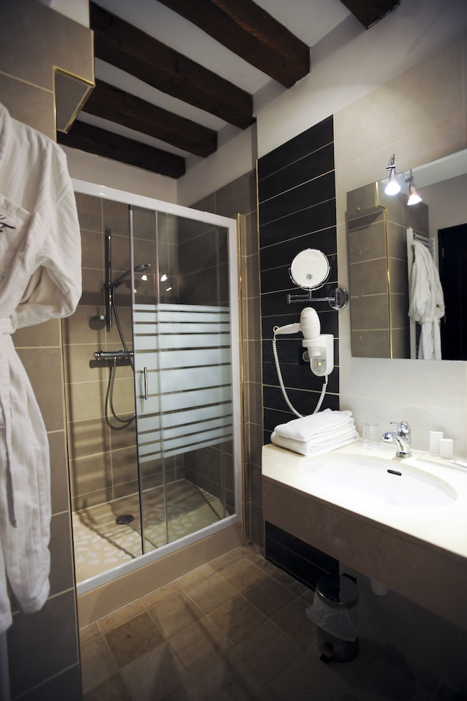 Superior Room, Balcony (Caldera View) - Photo 5