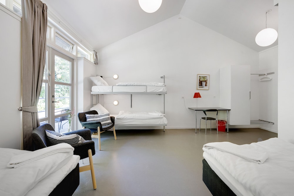 Superior Quadruple Room, Multiple Beds (Linen Excluded) photo 1