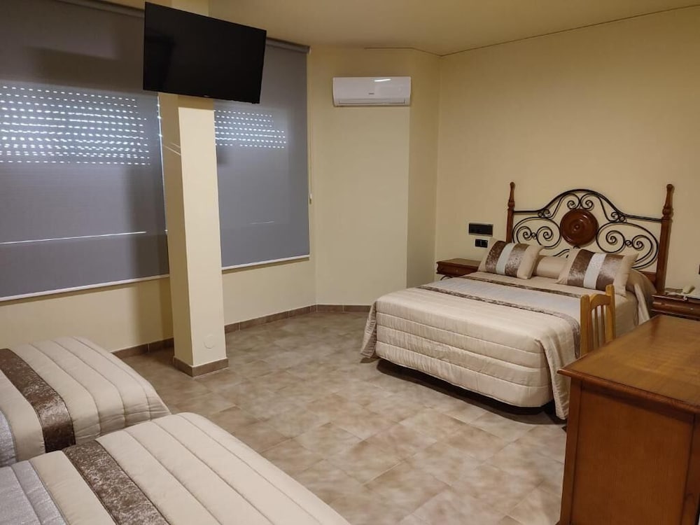 Habitación Cuádruple Básica