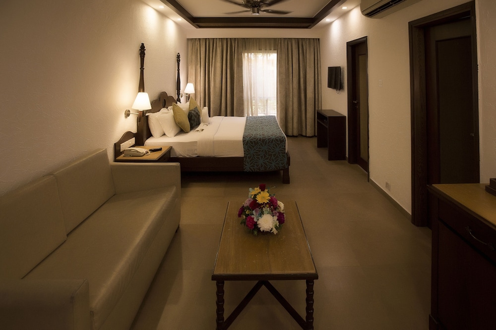 Regency Room - Photo 7