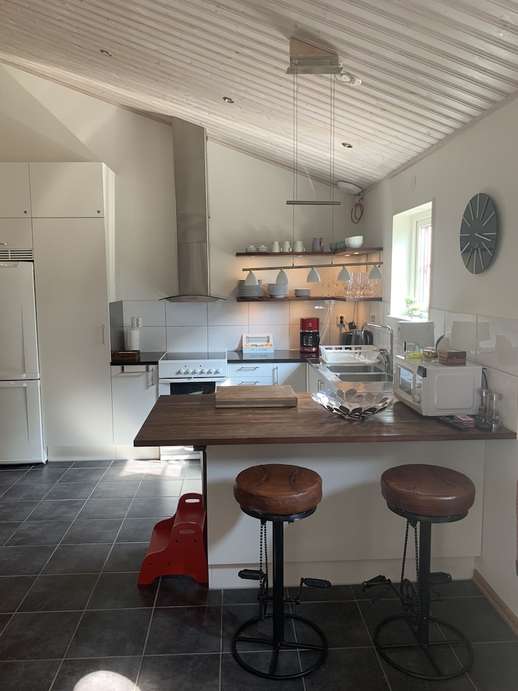 Standard Room, 2 Twin Beds (Minifridge)