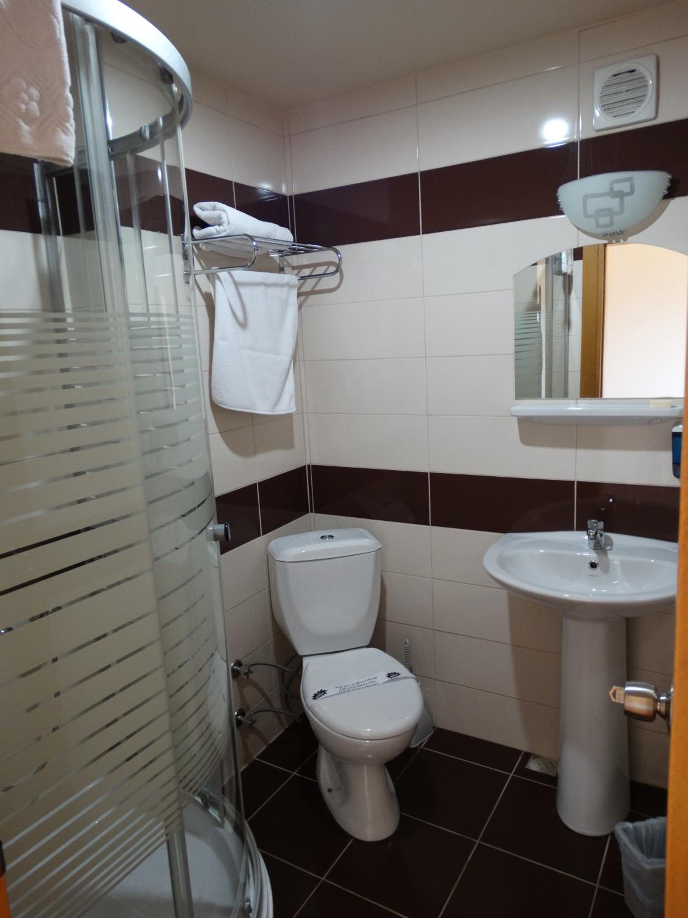 Double or Twin Room photo 2