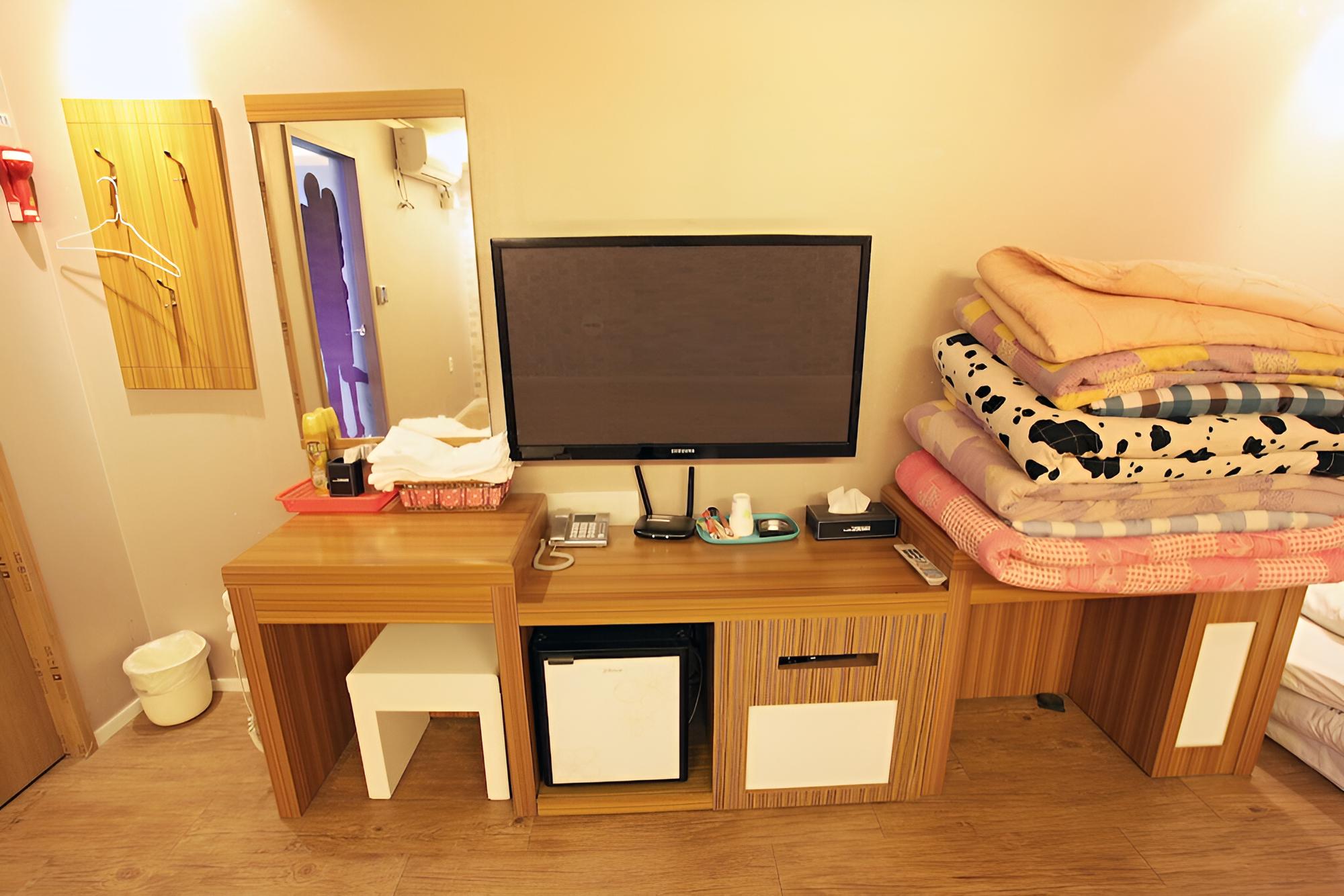 Room (Ondol room) photo 3
