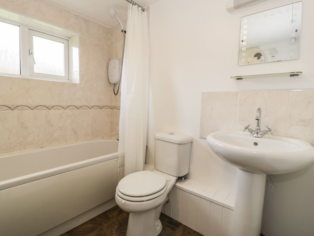 Cottage photo 2