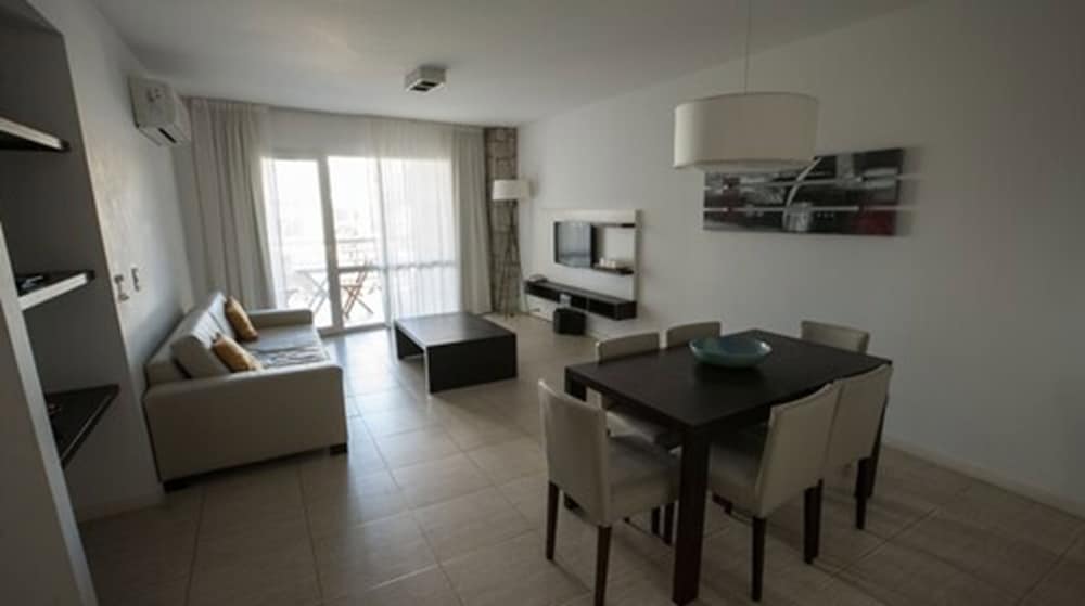 Family Apartment, 2 Bedrooms photo 1
