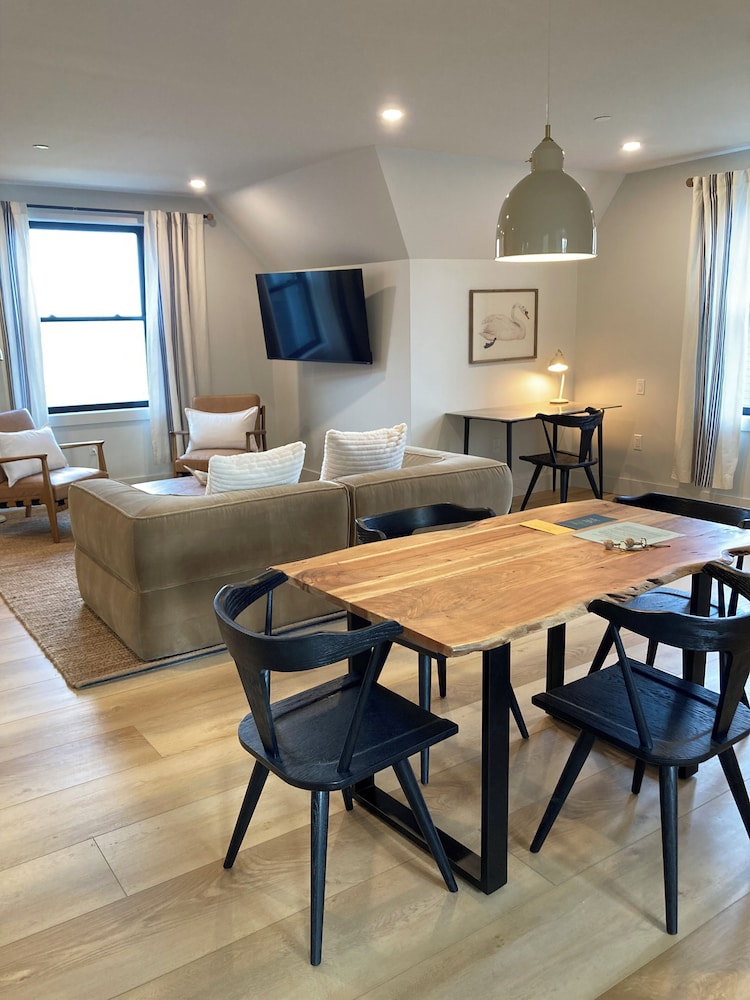 Family Apartment, 2 Bedrooms, Kitchen, Harbor View photo 2