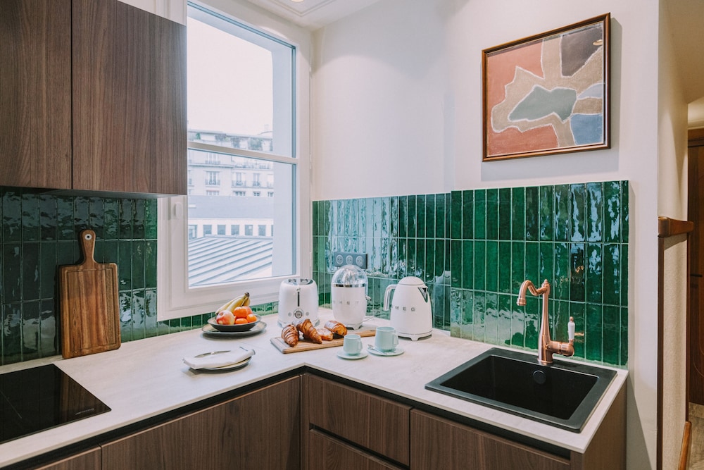 Standard Apartment, Ensuite photo 2