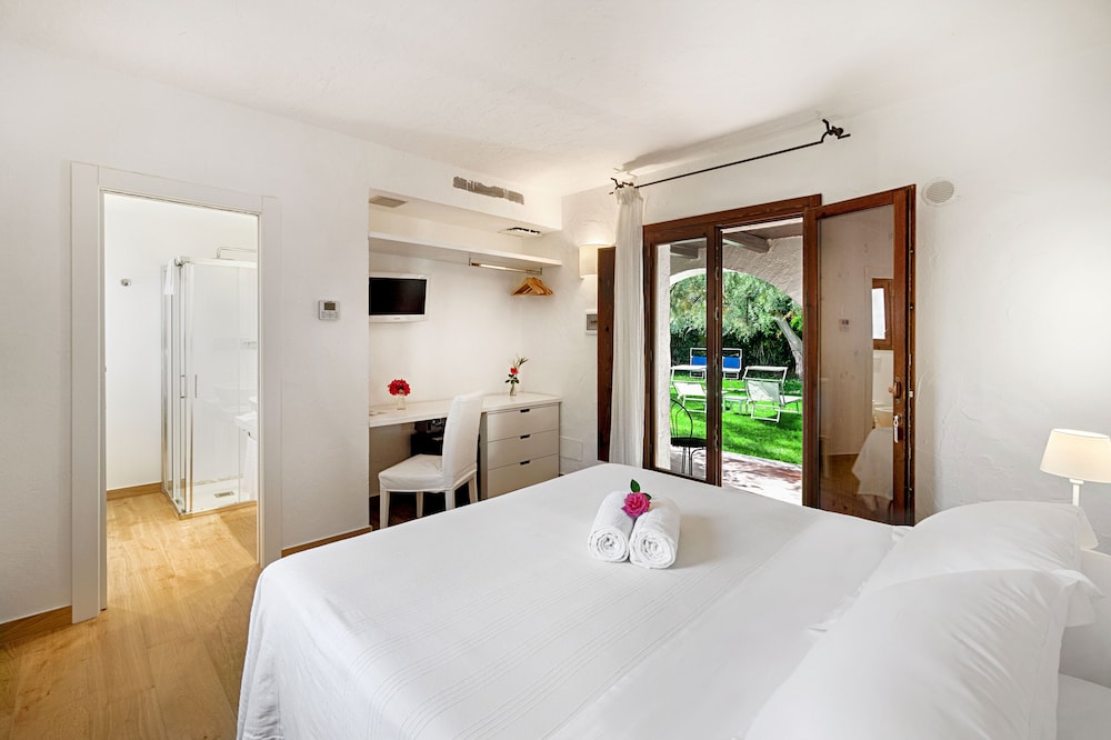 Classic Double Room - Photo 1