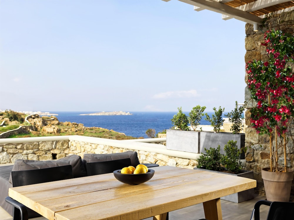 Junior Honeymoon Sunset & Sea View Suite with Outdoor Hot Tub