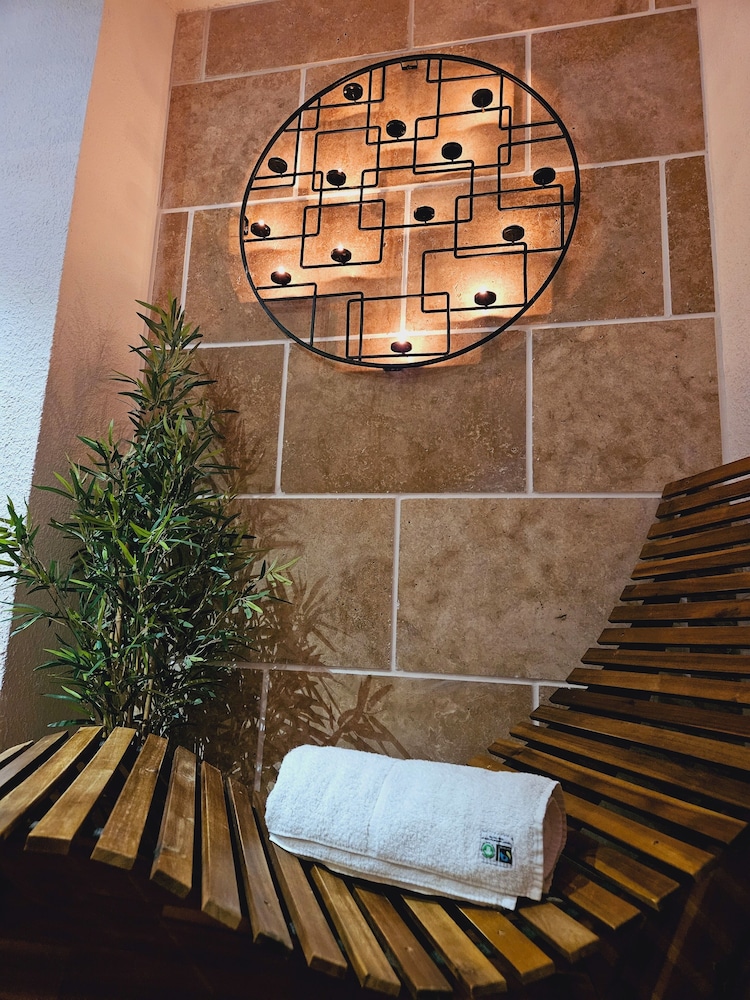 Romantic Suite, 1 King Bed, Sauna Romantic Suite, 1 King Bed, Sauna