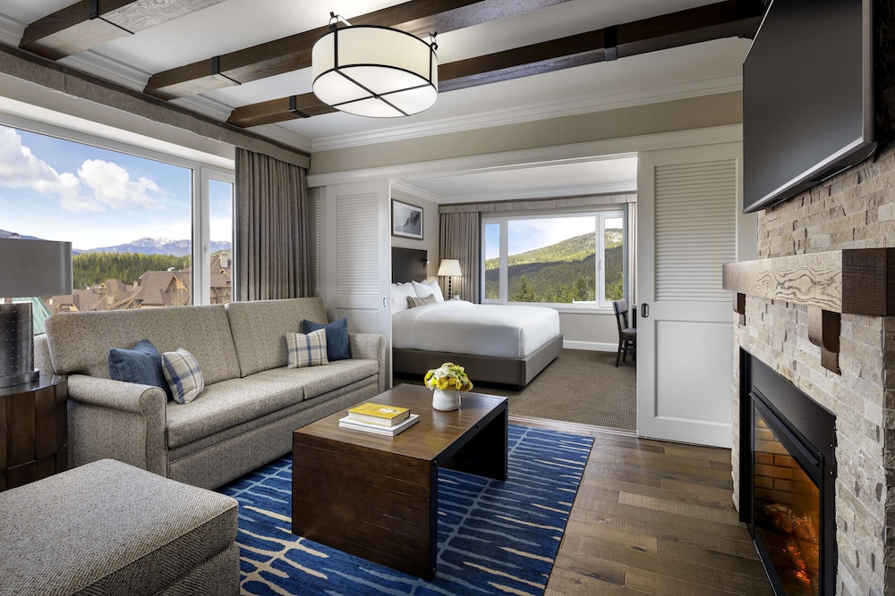 Junior Suite, 2 Bedrooms - Photo 1