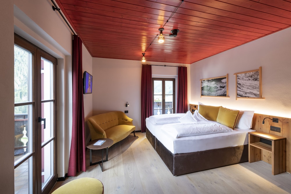 Superior Room - Photo 1