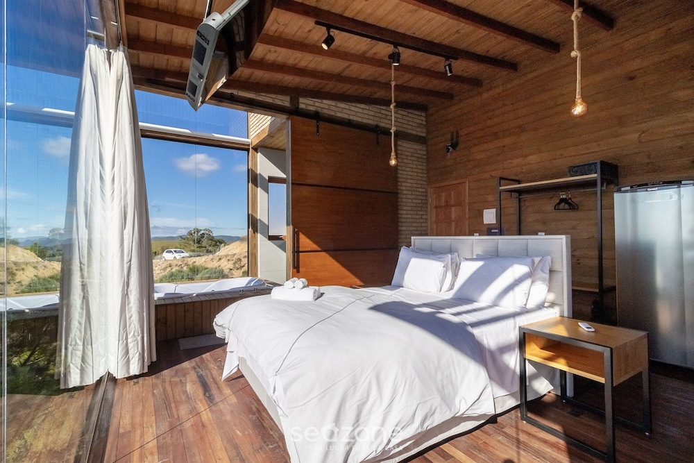 Basic Chalet photo 2