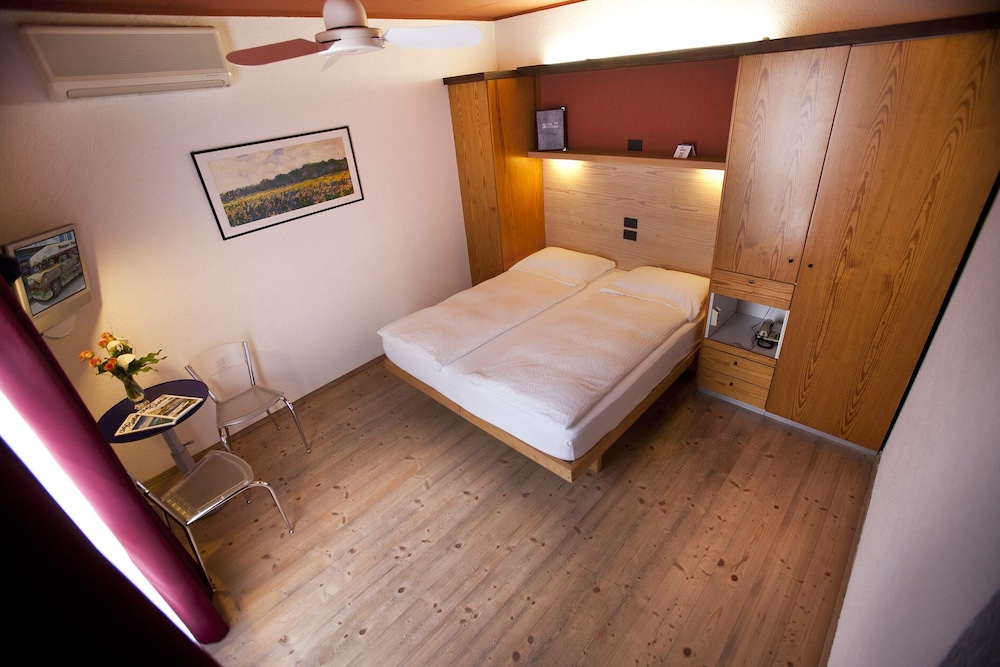 Double Room - Photo 1