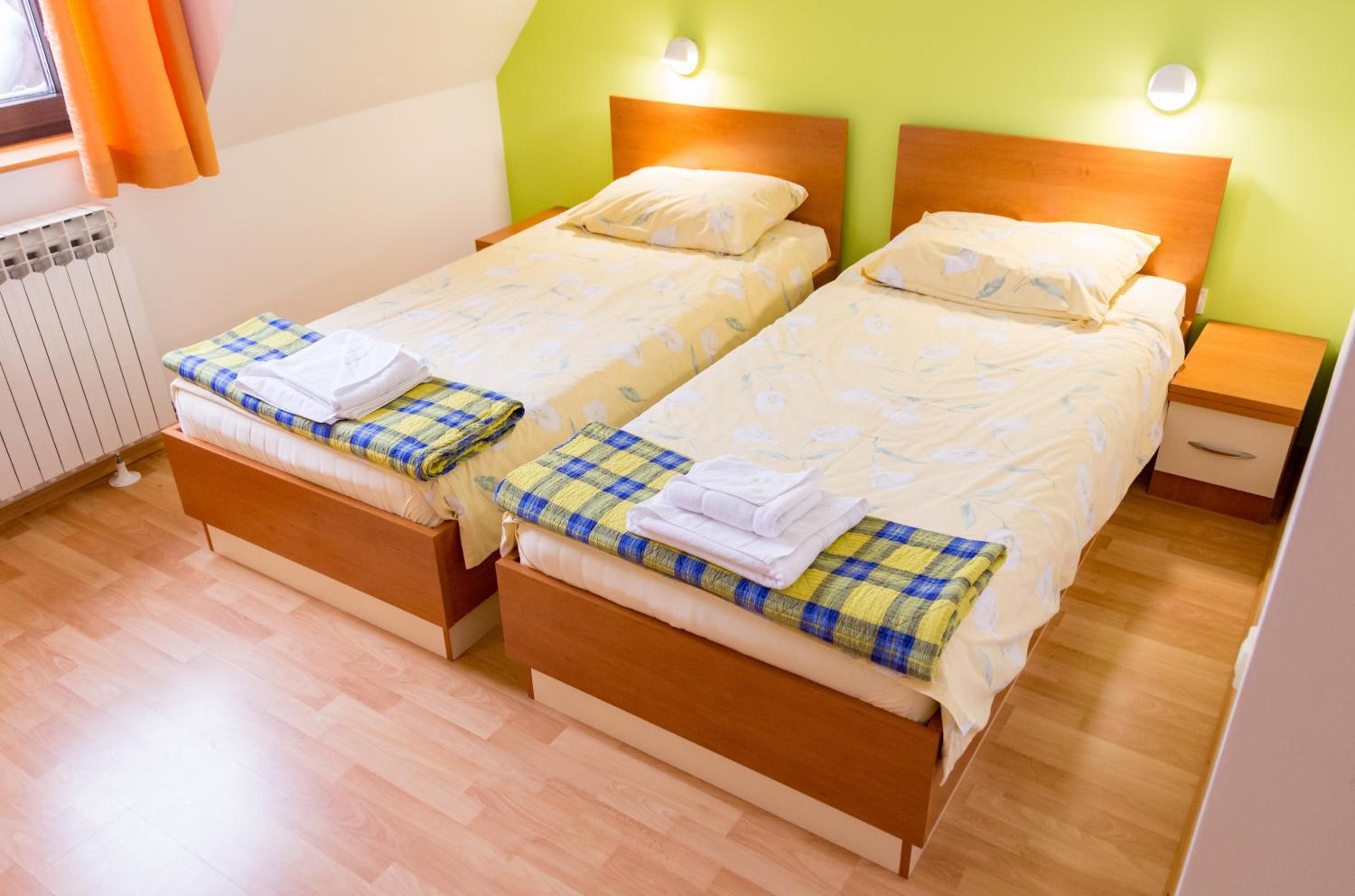 Double or Twin Room photo 3